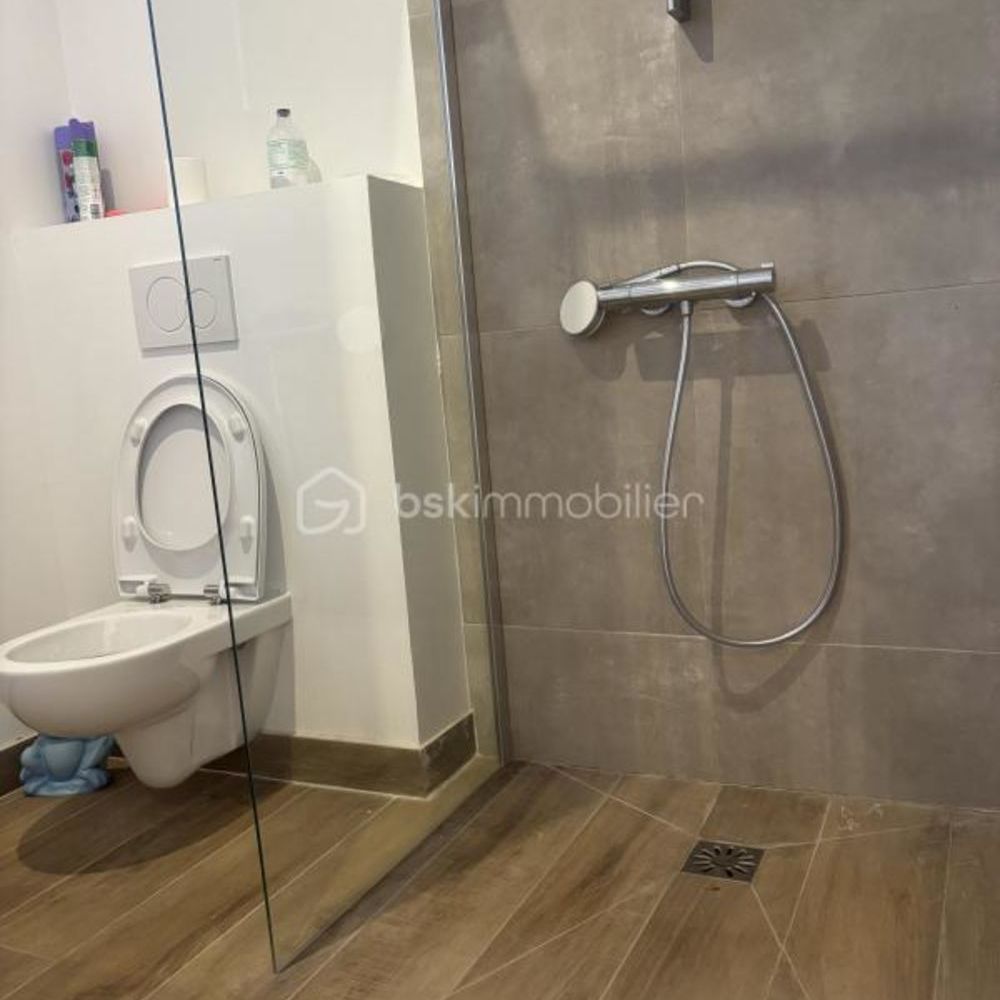 � vendre  Maison Banon (04150)