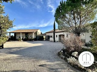  Villa � vendre 6 pi�ces 296 m�