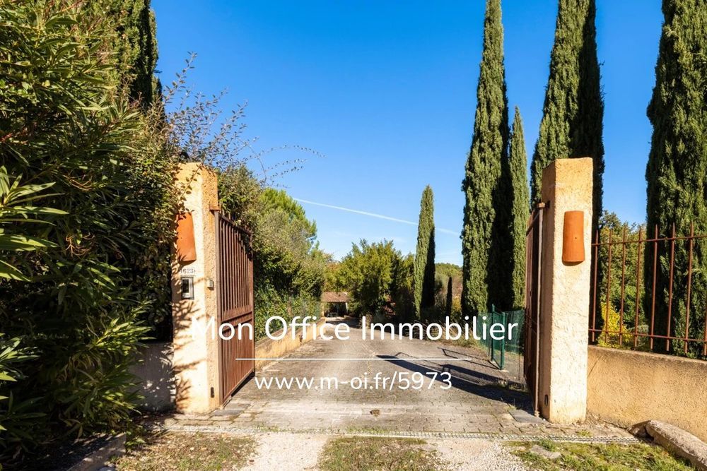 � vendre  Maison Simiane-Collongue (13109)