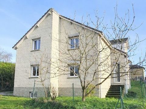   Escles maison familiale 6 chambres Maison - 8 pi�ce(s) - 241 m�