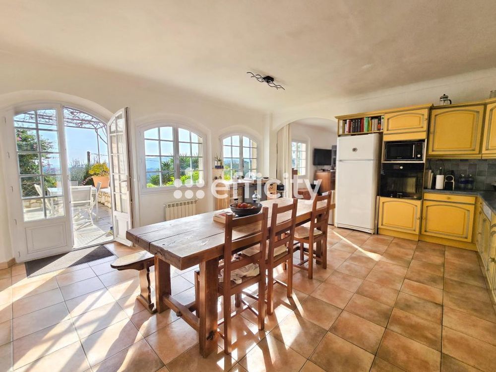� vendre  Maison Grasse (06130)