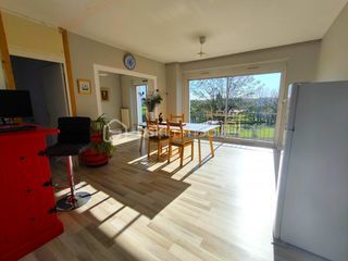  Propri�t�/ch�teau � vendre 7 pi�ces 200 m�