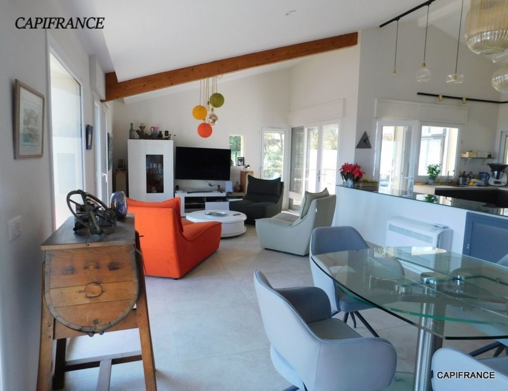 � vendre  Maison Hy�res (83400)