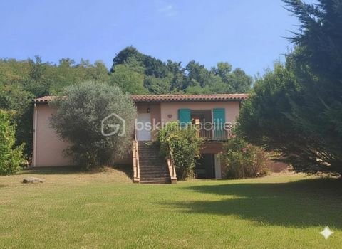   Exceptionnelle maison sur sous-sol de 110m� habitables, vue panoramique Pyr�n�es � 50min de TOULOUSE Maison - 5 pi�ce(s) - 108 m�