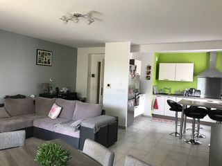  Appartement � louer 3 pi�ces 80 m�