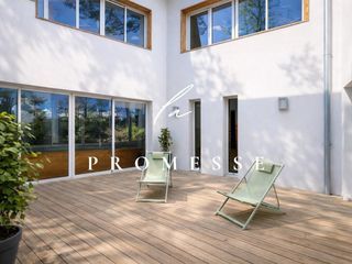  Maison � vendre 5 pi�ces 215 m�