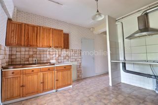  Maison � vendre 9 pi�ces 196 m�