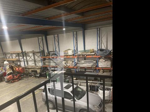 LOCAL &Agrave; VENDRE 1390000 95640 Marines