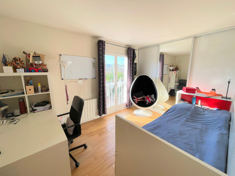 � vendre  Appartement Saint-Germain-en-Laye (78100)