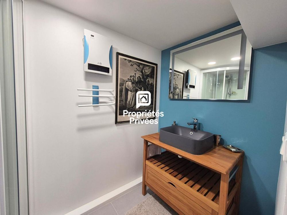 � vendre  Maison Valserh�ne (01200)