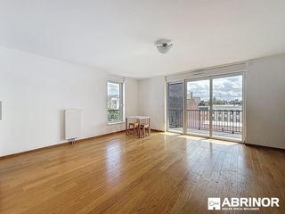  Appartement � vendre 4 pi�ces 97 m�