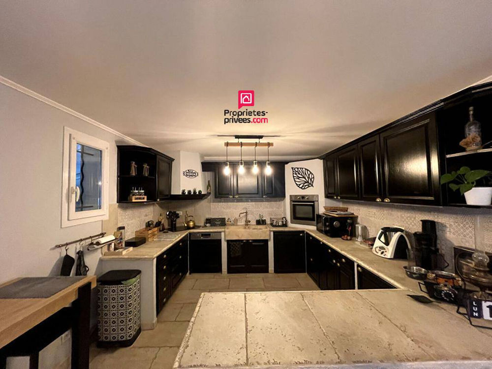 � vendre  Maison Tourrettes (83440)