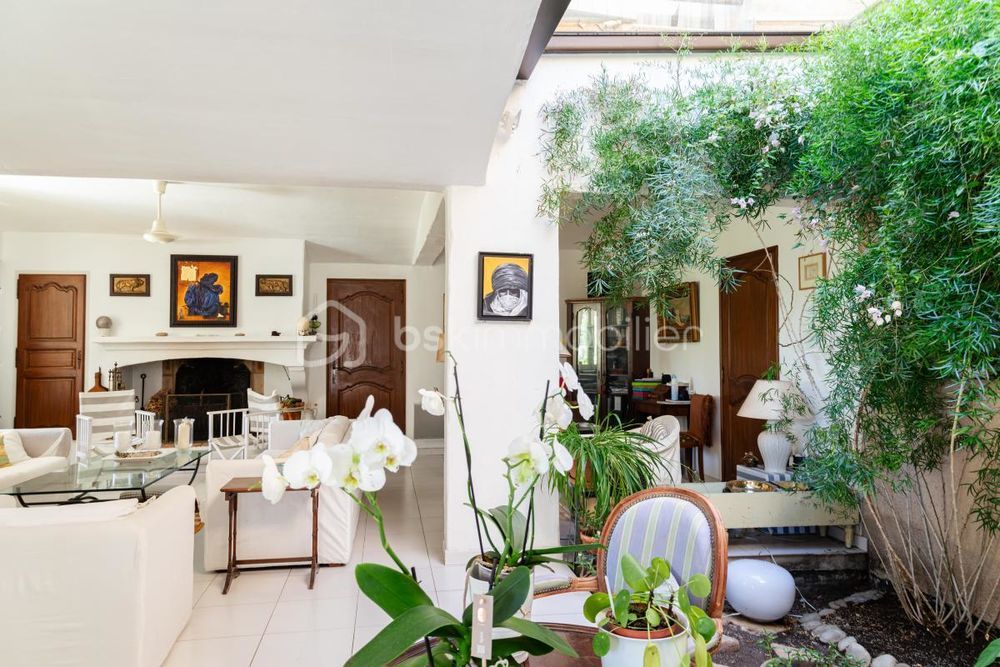 � vendre  Propri�t�/ch�teau Lauris (84360)