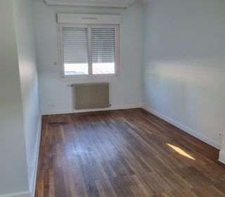  Immeuble � vendre 15 + pi�ces 474 m�