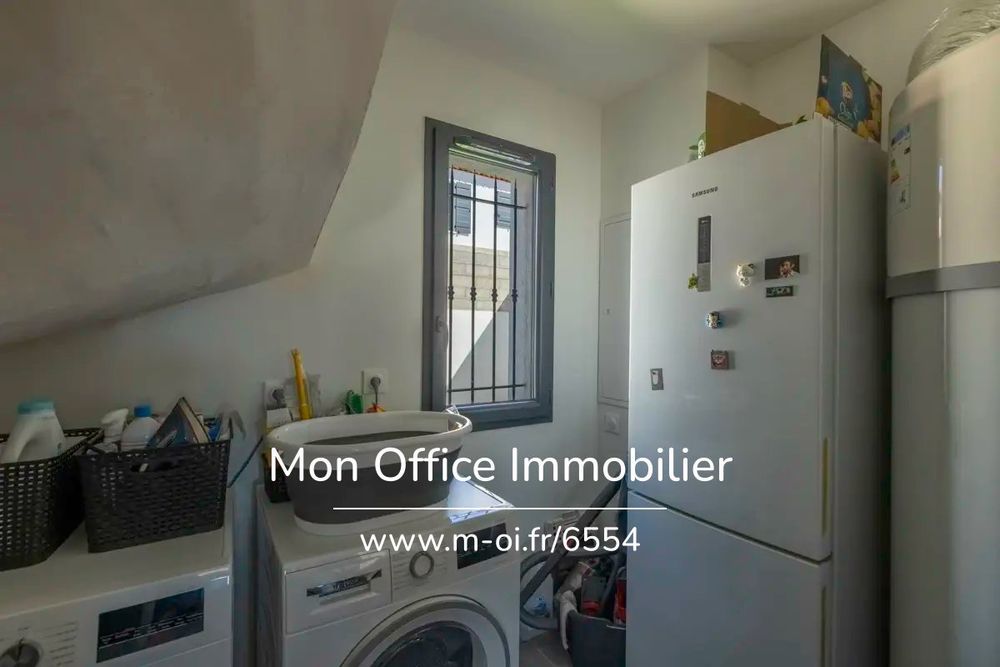� vendre  Maison �guilles (13510)