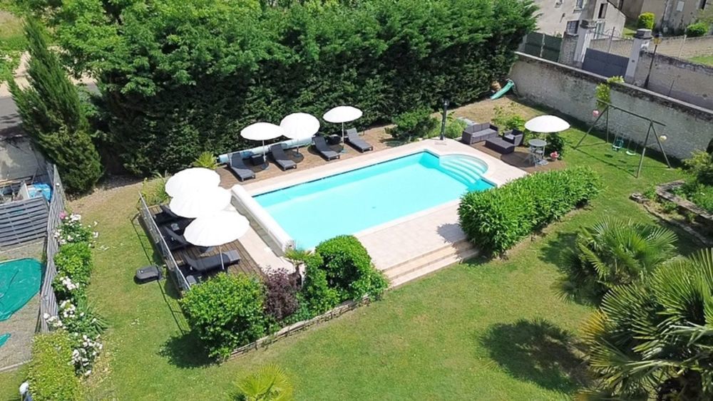 � vendre  Propri�t�/ch�teau Les Ormes (86220)