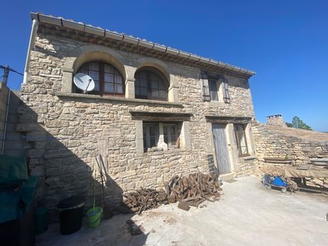   Dpt Gard (30), � vendre ISSIRAC maison en pierre T4 d'une surface habitable globale d'environ 90 m2 avec terrasse et d�pendances Maison - 4 pi�ce(s) - 89 m�
