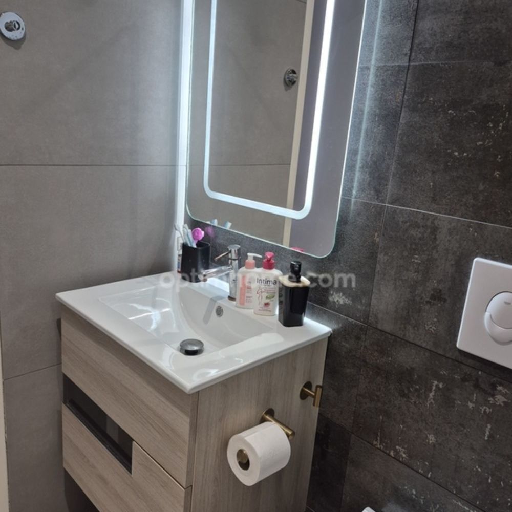 � vendre  Maison Bourgbarr� (35230)