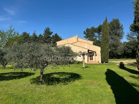   Maison Proven�ale au coeur des Alpilles Maison - 5 pi�ce(s) - 150 m�