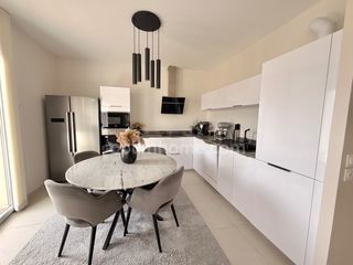  Appartement � vendre 3 pi�ces 64 m�