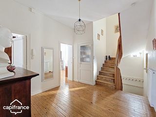  Maison � vendre 8 pi�ces 243 m�