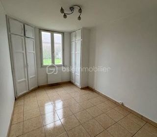  Propri�t�/ch�teau � vendre 9 pi�ces 240 m�