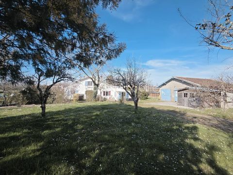   Maison landaise + d�pendances Maison - 8 pi�ce(s) - 186 m�