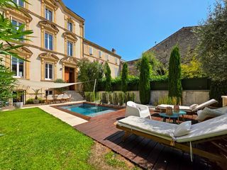  Maison � vendre 9 pi�ces 235 m�