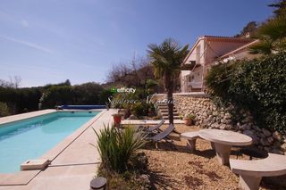  Maison � vendre 6 pi�ces 200 m�