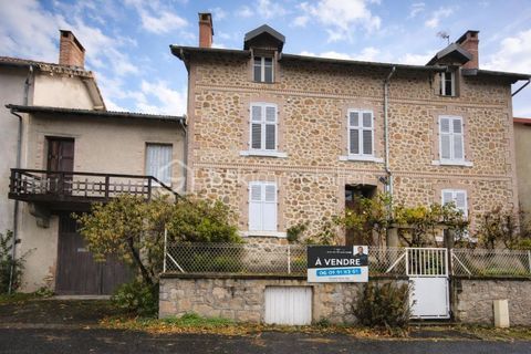   Maison en pierres avec d�pendances et terrain � charme, espace et proximit� des commodit�s- Nieul Maison - 7 pi�ce(s) - 152 m�