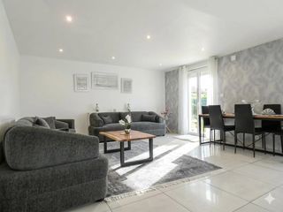  Maison � vendre 11 pi�ces 225 m�