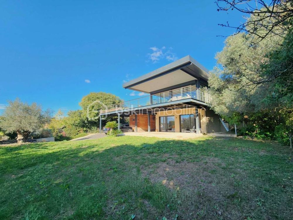 � vendre  Maison P�zenas (34120)