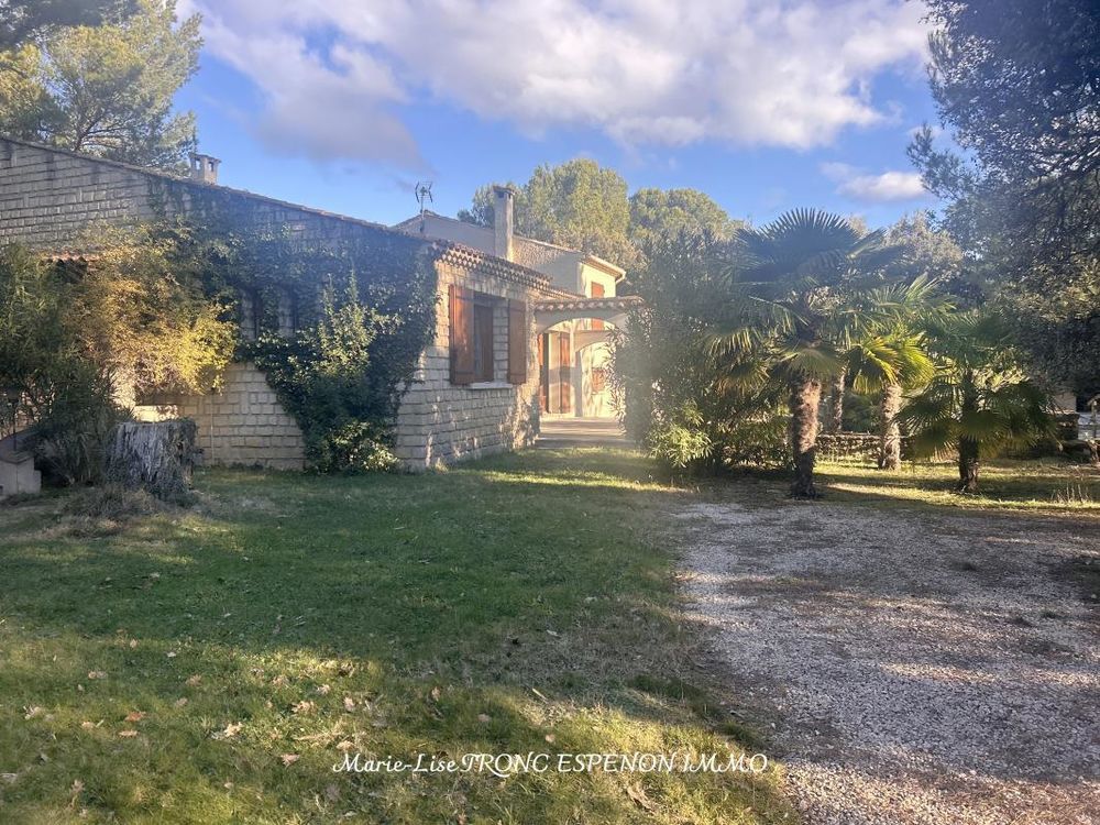 � vendre  Villa Pernes-les-Fontaines (84210)