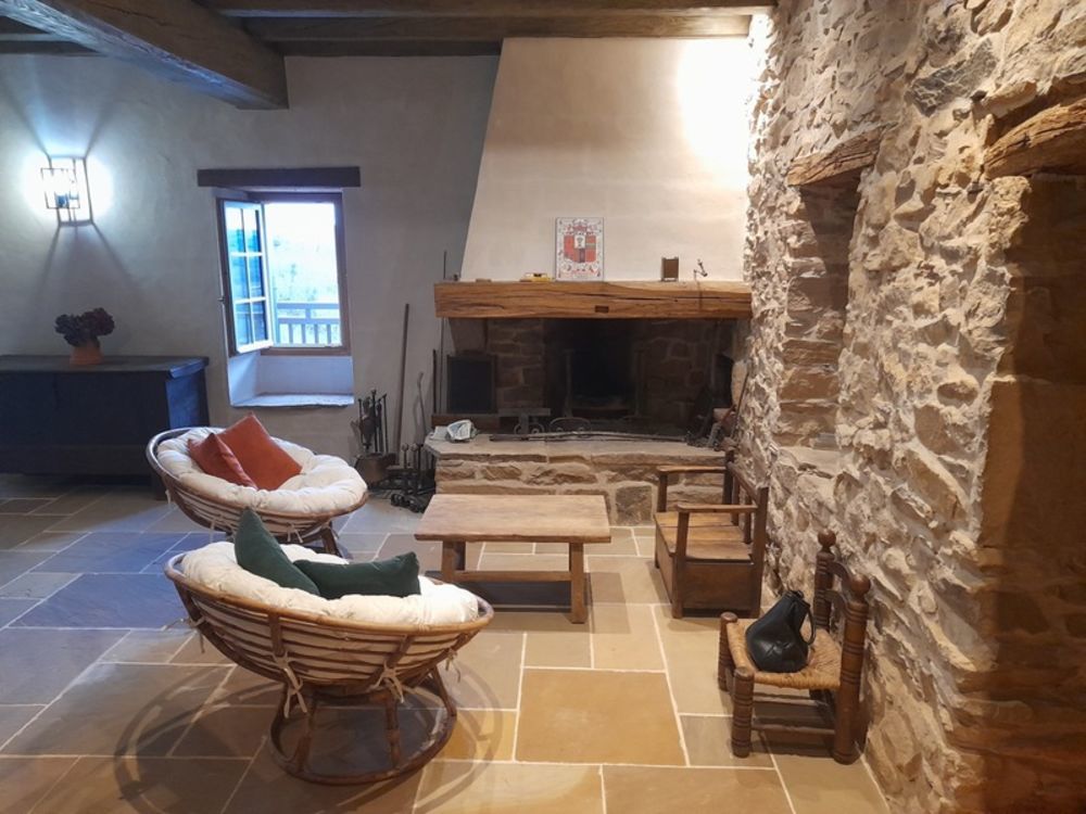 � vendre  Propri�t�/ch�teau Sare (64310)