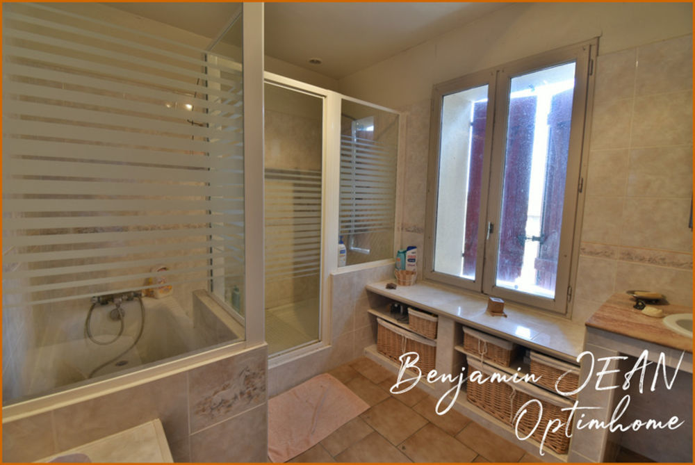 � vendre  Maison Vendres (34350)