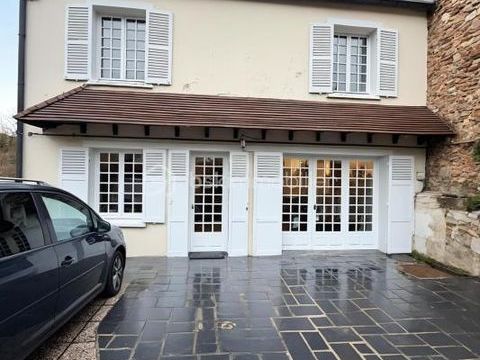   � VENDRE : Maison Familiale Atypique � Fontenay-les-Briis ! Maison - 7 pi�ce(s) - 160 m�