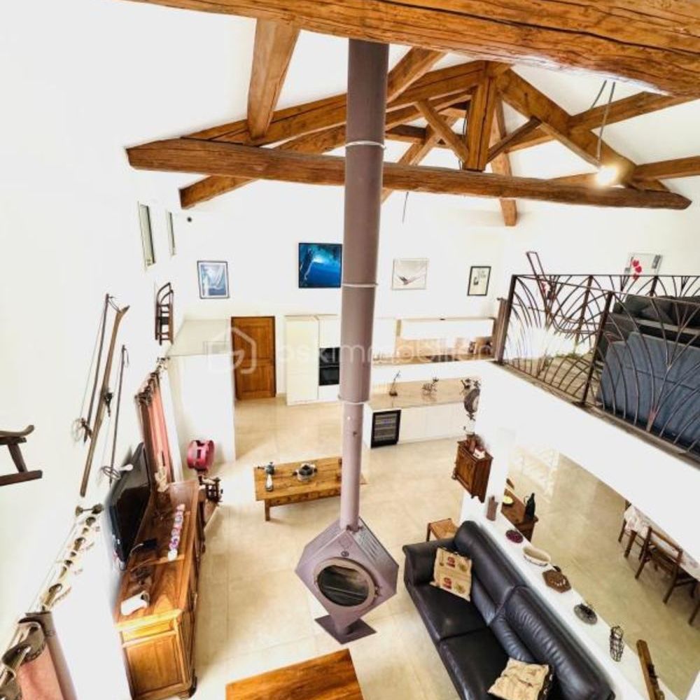 � vendre  Propri�t�/ch�teau La Verdi�re (83560)