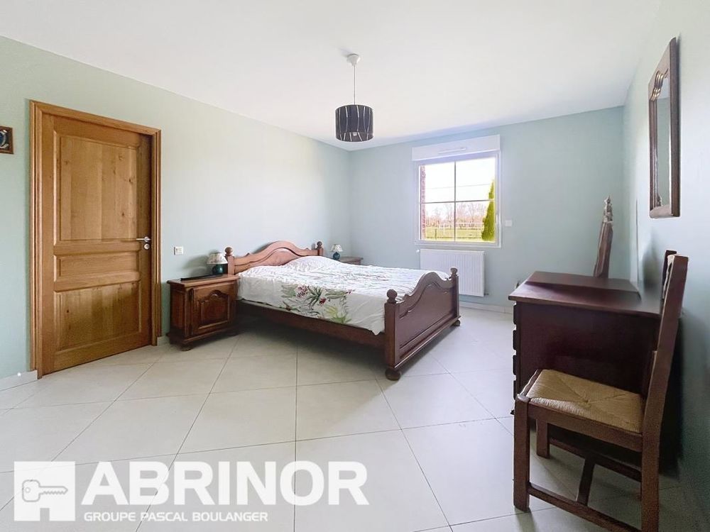 � vendre  Villa Gondecourt (59147)