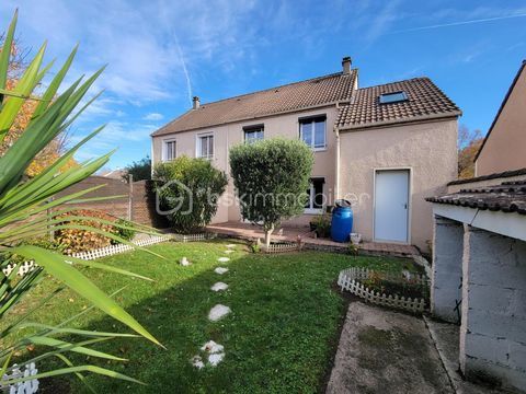   Maison avec jardin et un garage attenant ferm� Maison - 5 pi�ce(s) - 87 m�