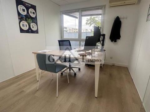 Location Entrepot Bureaux 260m2 3600 94000 Creteil