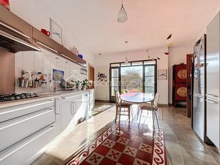  Maison � vendre 7 pi�ces 230 m�