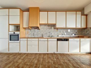  Appartement � louer 5 pi�ces 142 m�