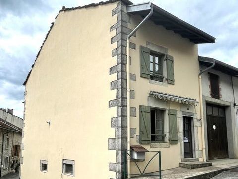   � vendre - Maison de village au coeur d'Arinthod Maison - 4 pi�ce(s) - 67 m�