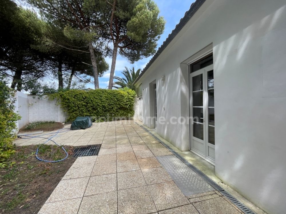 � vendre  Maison Le Bois-Plage-en-R� (17580)