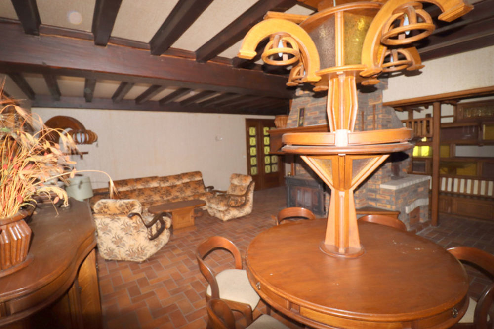 � vendre  Propri�t�/ch�teau La Truch�re (71290)