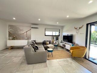  Villa � vendre 5 pi�ces 140 m�