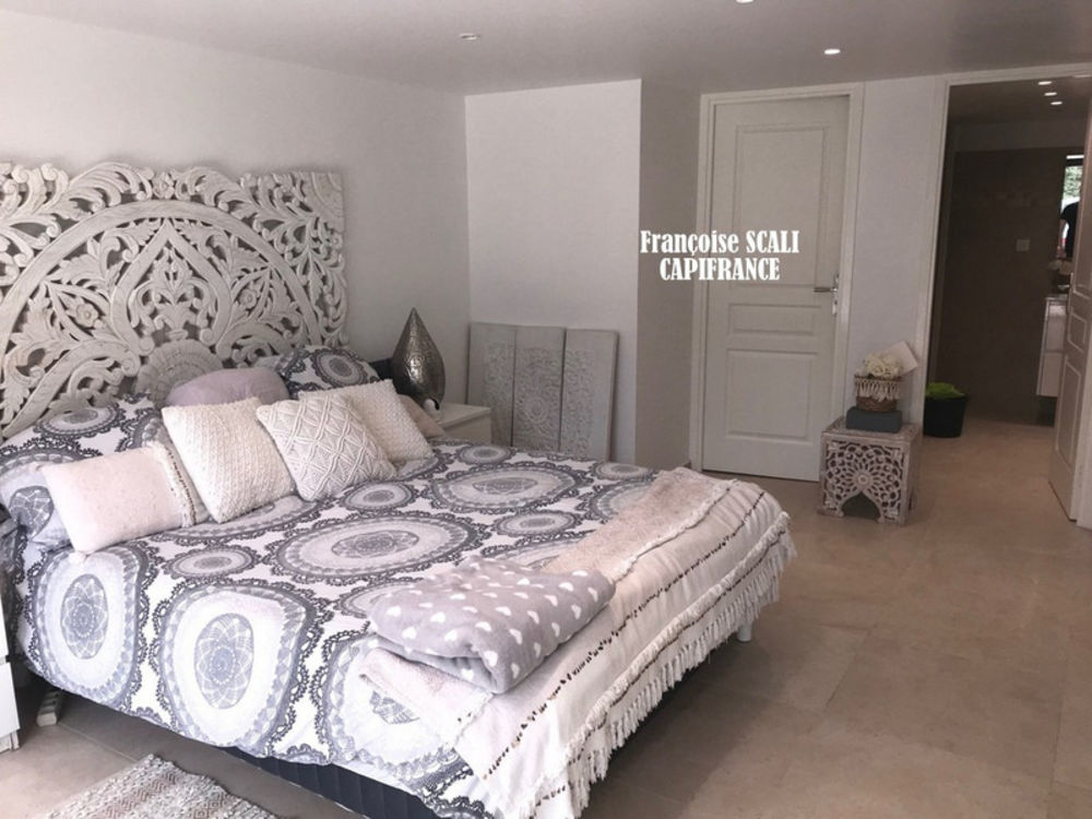 � vendre  Maison Saint-Rapha�l (83700)