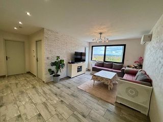  Maison � vendre 9 pi�ces 301 m�