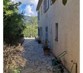  Maison � vendre 7 pi�ces 205 m�