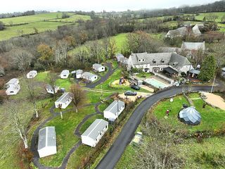  Immeuble � vendre 15 + pi�ces 500 m�